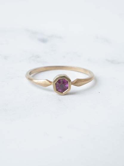 トラピッチェルビーのリング - 1