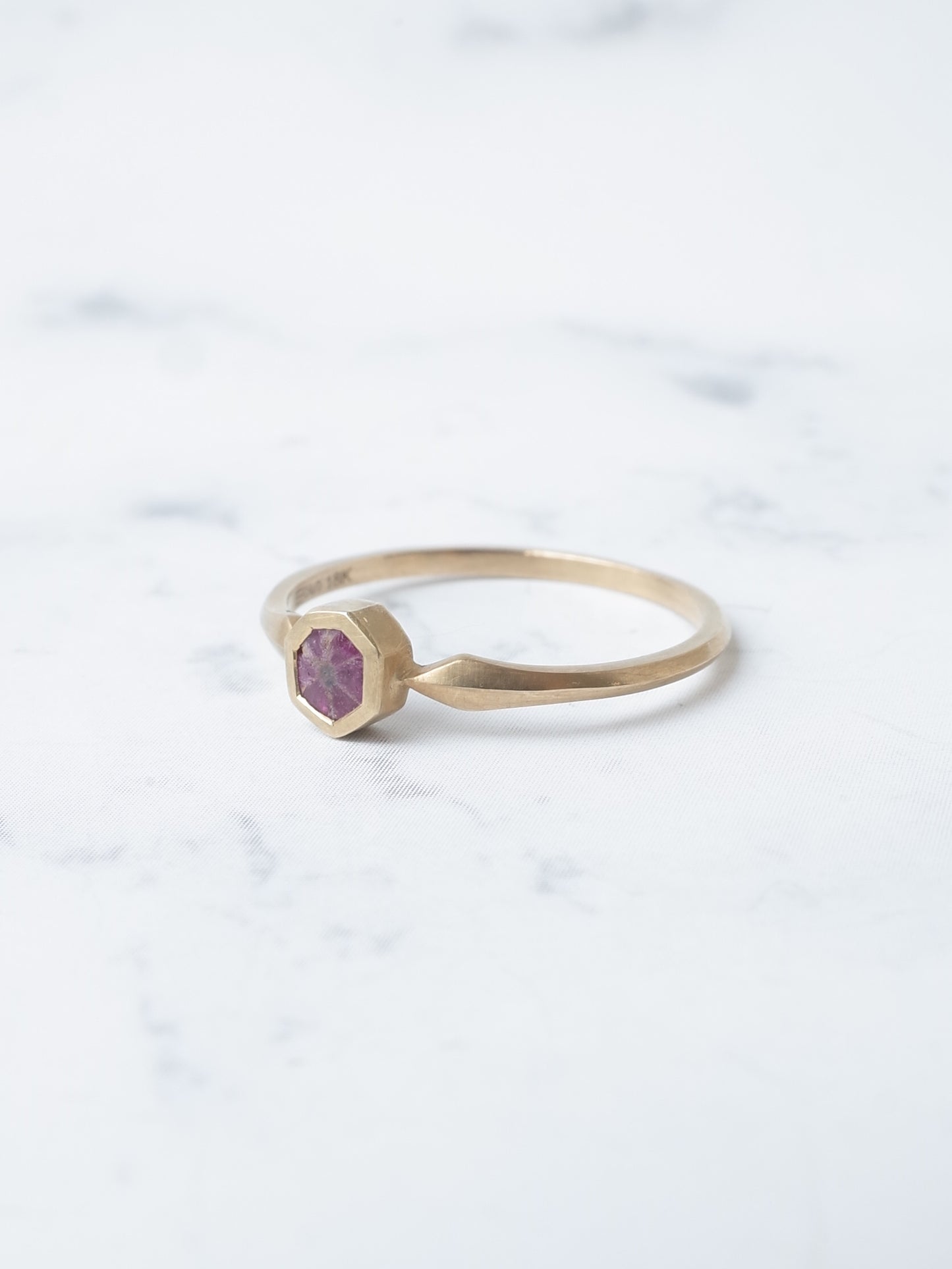 トラピッチェルビーのリング - 1