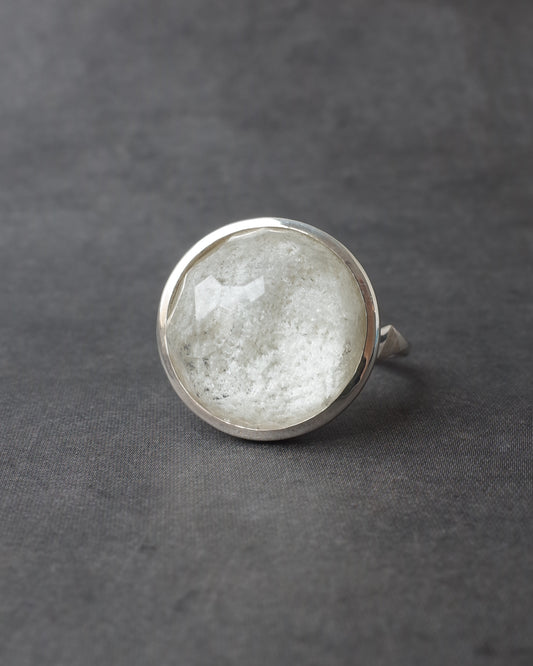 ランダムカットホワイトガーデンクォーツのリング- 3