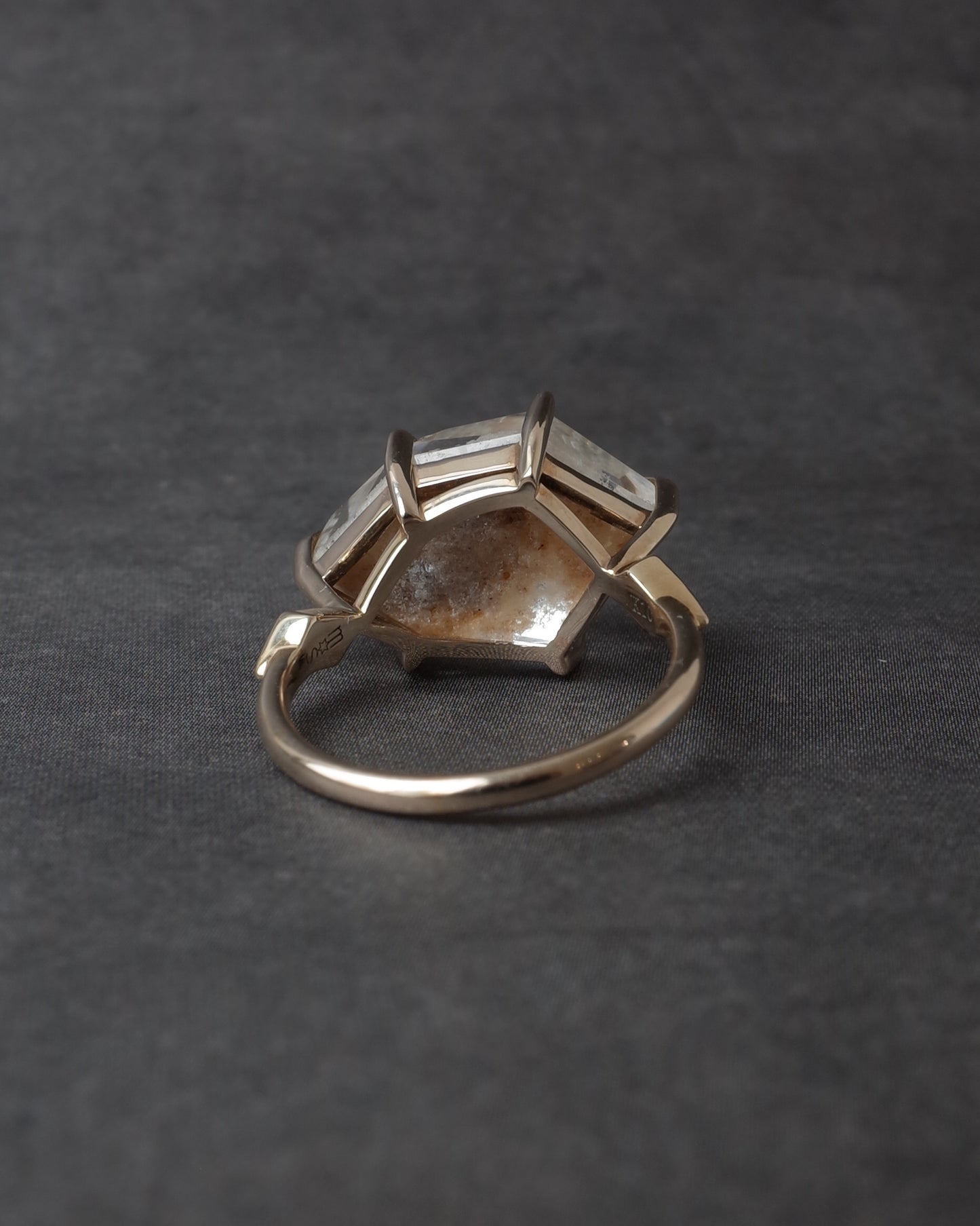 ホワイトガーデンクォーツのリング - 4