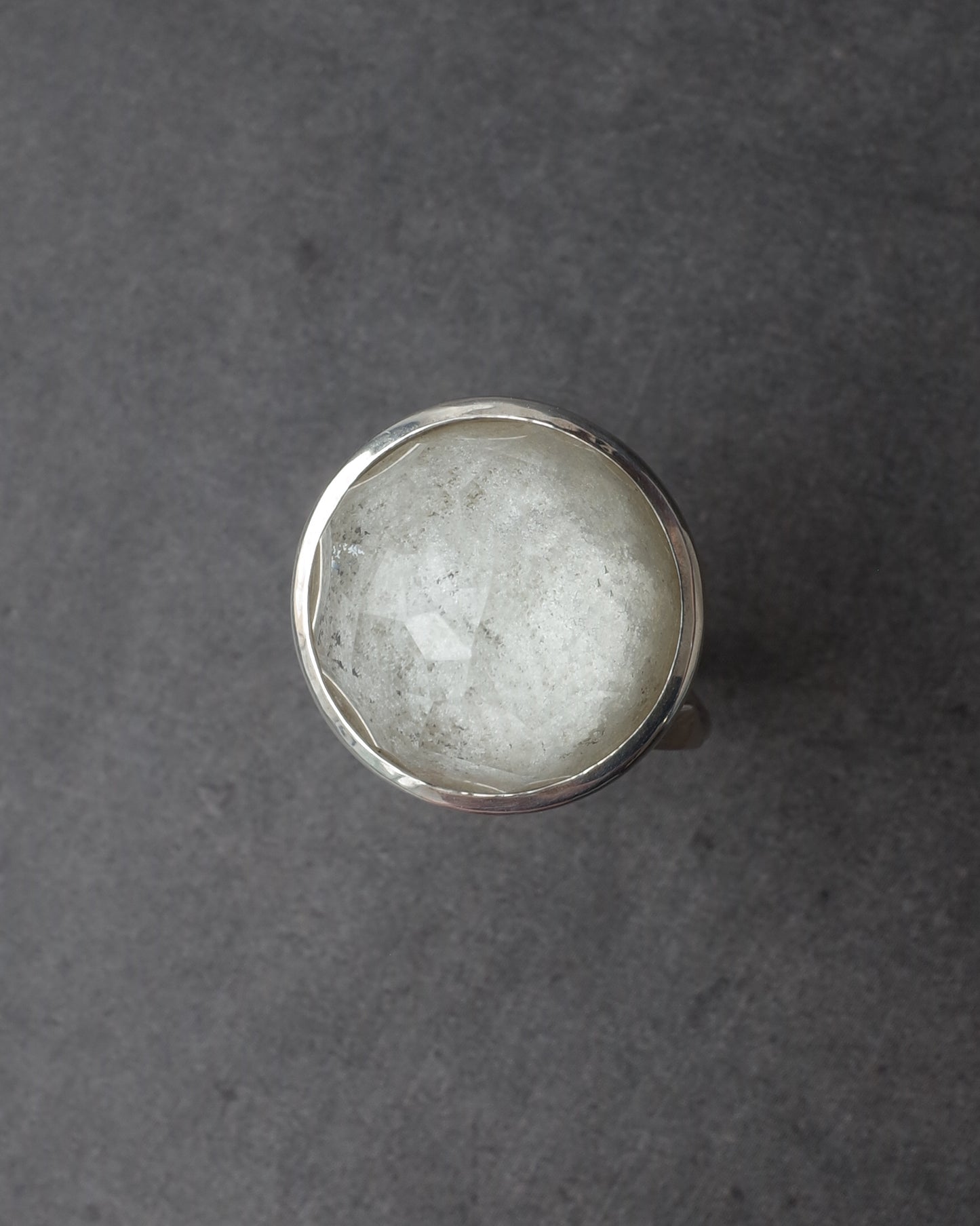 ランダムカットホワイトガーデンクォーツのリング- 3