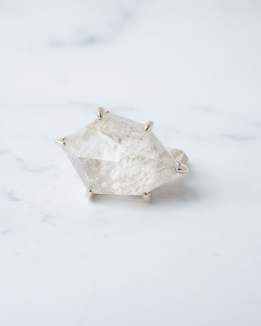 ホワイトガーデンクォーツのリング - 4