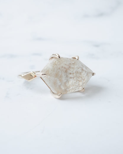 ホワイトガーデンクォーツのリング - 4