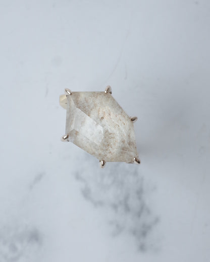 ホワイトガーデンクォーツのリング - 4